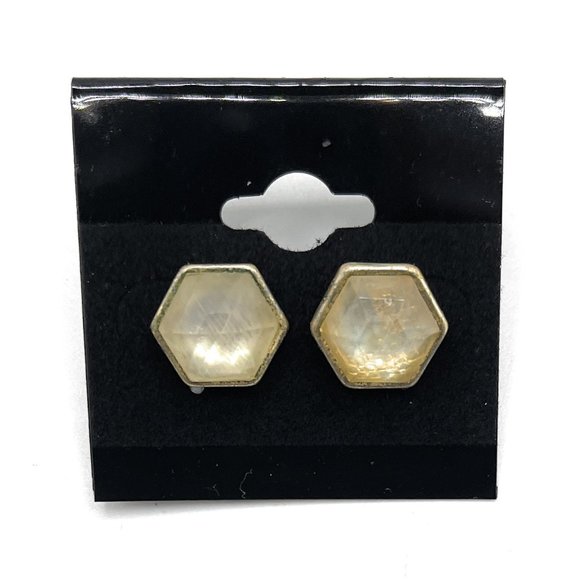 Casablanca Stud Chloe + Isabel Earring - E320 - Picture 1 of 1